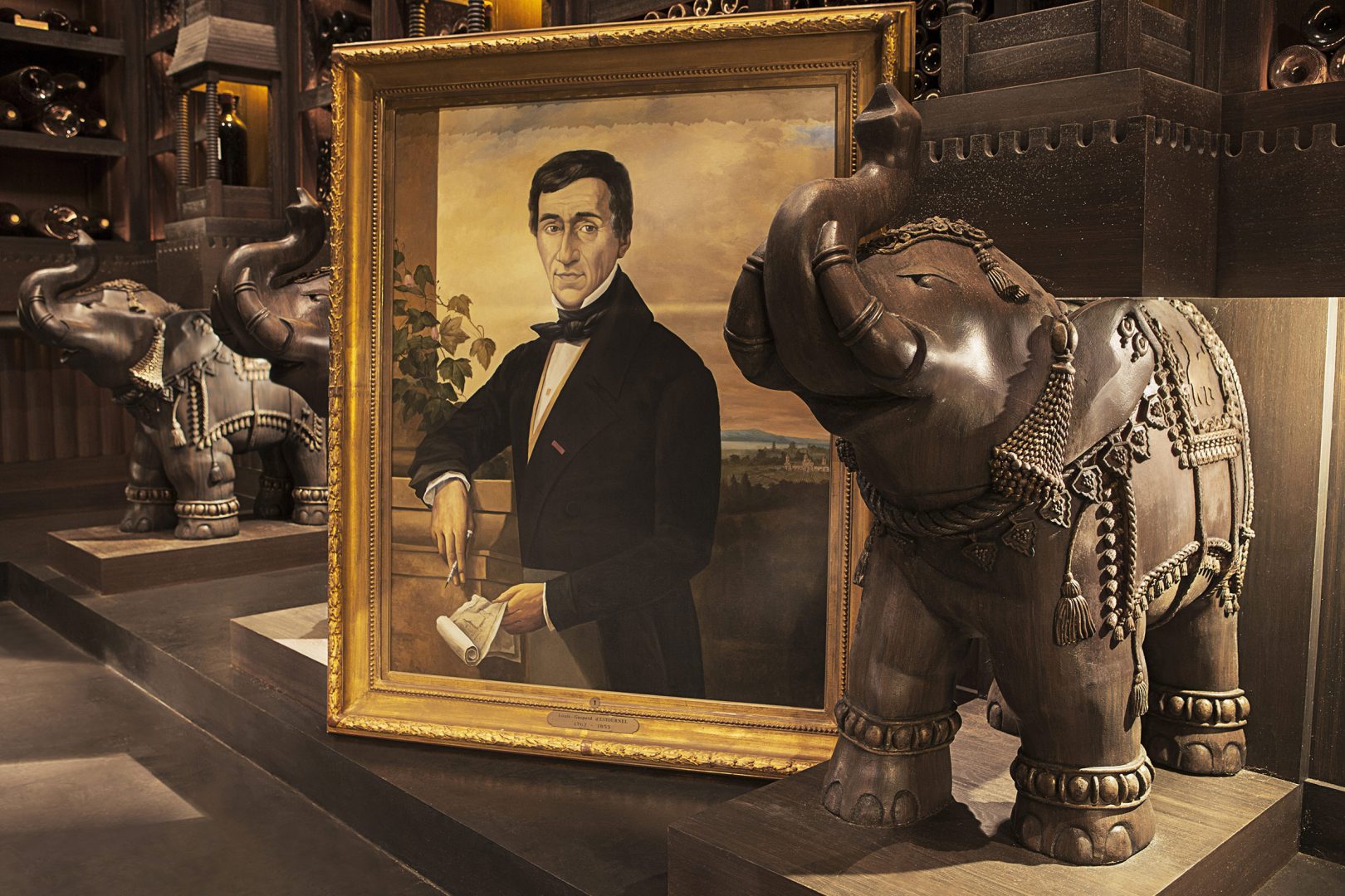 header_portrait_caveau_louis_gaspard_estournel_COS